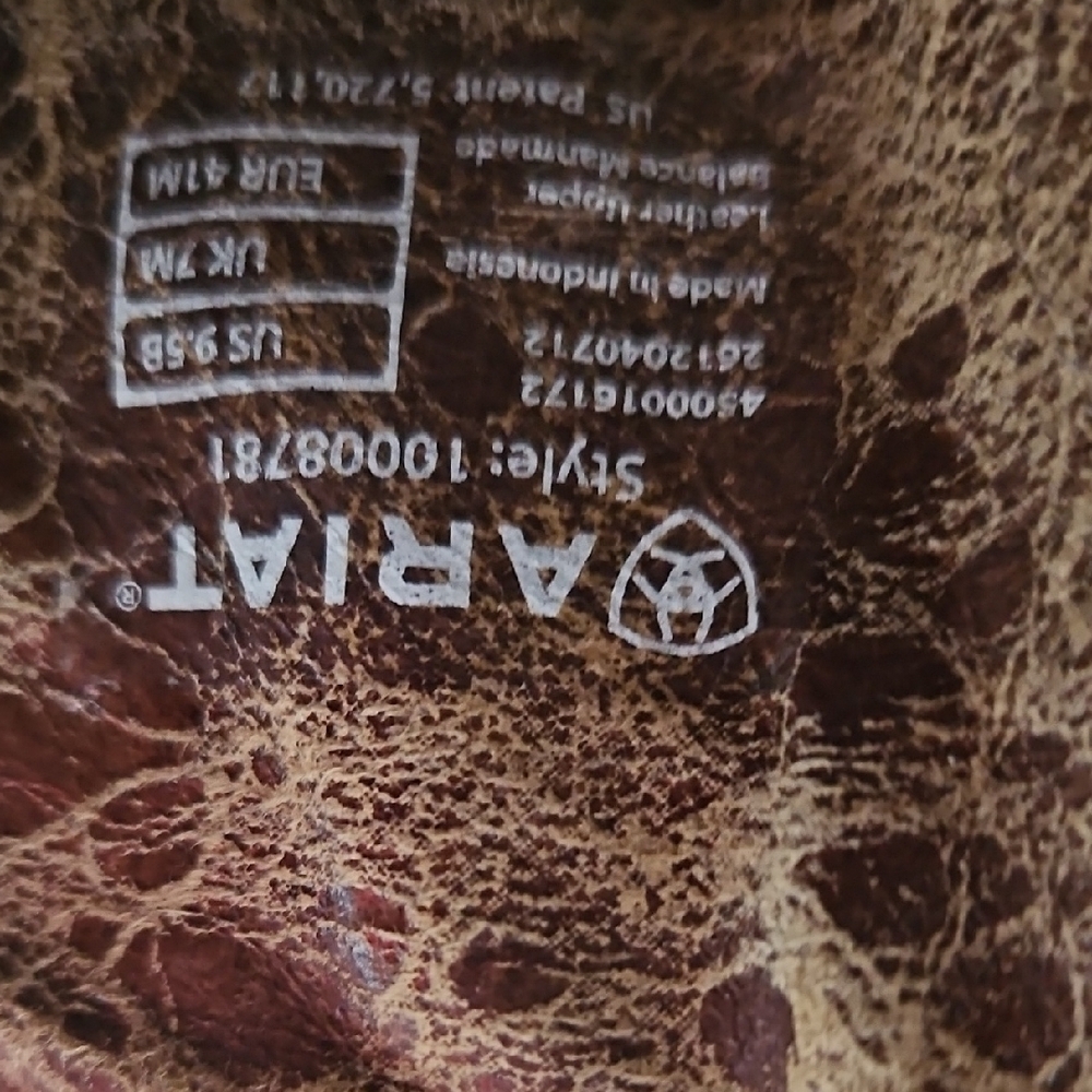 Ariat Distressed Leather Boots - Picture 5 of 6